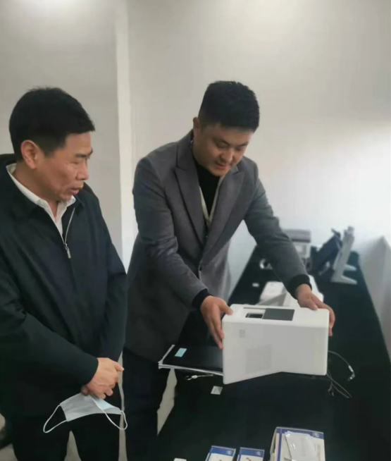 省药监局领导一行莅临中科大先研院调研指导
